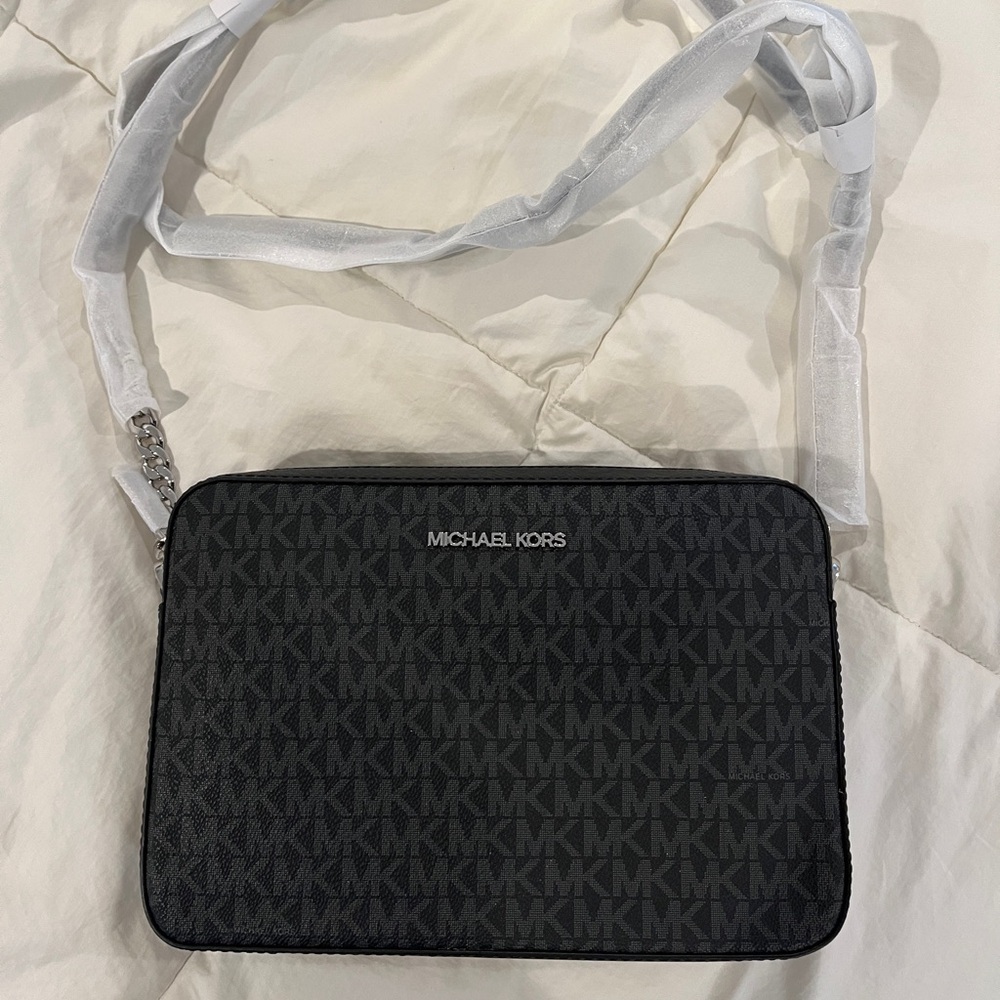 NWT Michael Kors Jet Set Large Logo Crossbody Bag with Zip Chain - Picture 5 of 6